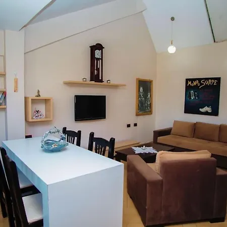 Premium Apartment Near Independence Monument